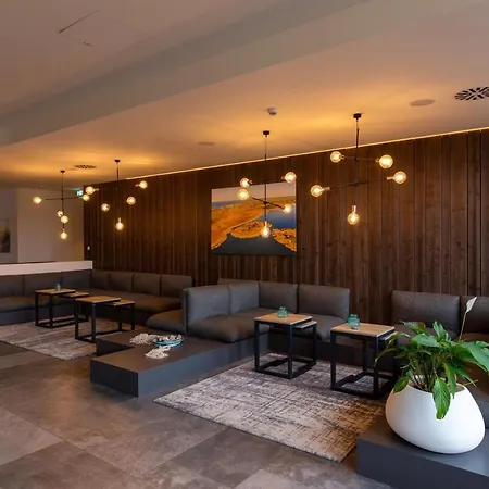 Aparthotel Waterkant Suites Suite 1-19 *